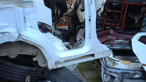 ford tourneo courier marşpiyel sacı
