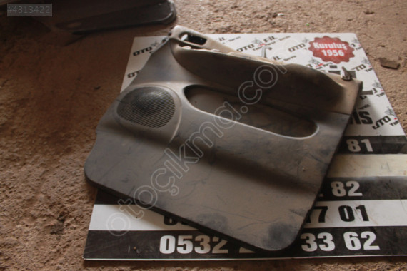 HYUNDAİ STAREX MİNİBÜS 2005 100LÜK ÖN SAĞ KAPI KARTONU