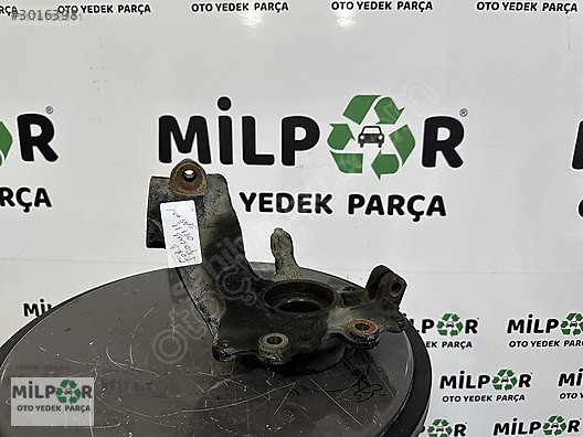 FORD FOCUS 2005-2011 SAĞ ÖN TAŞIYICI