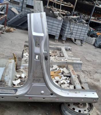 kia sportage 2015 kesme sağ orta direk (son fiyat)