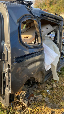 OPEL COMBO E SAĞ ARKA ÇAMURLUK.OTO ERKAN ÜNYE