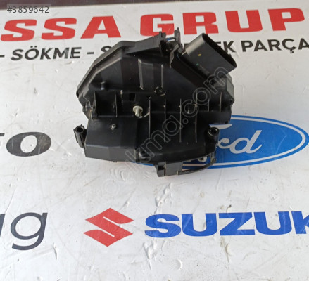 FORD FOCUS 12-18 SAĞ ÖN KAPI KİLİDİ ORJİNAL ÇIKMA