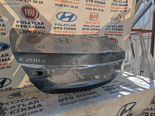 Mercedes E 200 bagaj kapağı orjinal füme göçük hasarlı 2019-23