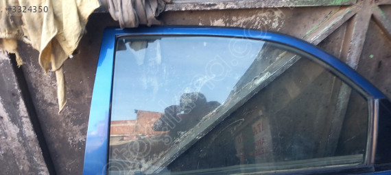 Çıkma mazda familia sol arka kapı
