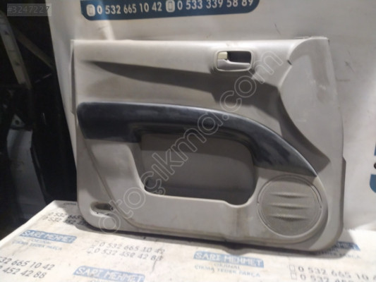 ÇIKMA MİTSUBİSHİ L200 SOL ÖN KAPI DÖŞEMESİ D-381