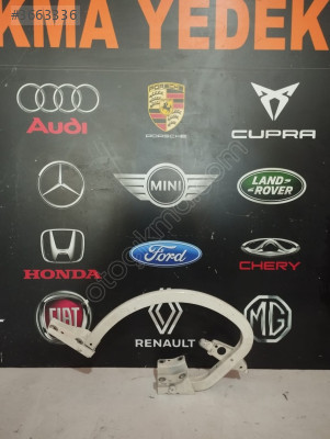 AUDİ A3 SAĞ BAGAJ KAPAĞI MENTEŞESİ 8V5827302