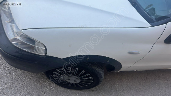 Fiat strada sol ön çamurluk