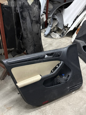 Volkswagen Jetta Sol Ön Kapı Döşemesi Bej Çıkma Orijinal