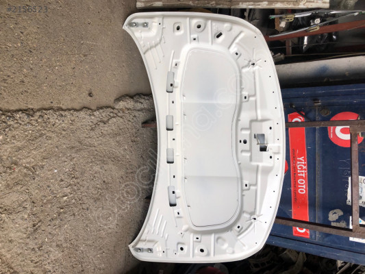 Fiat Egea Temiz motor kaputu orijinal çıkma