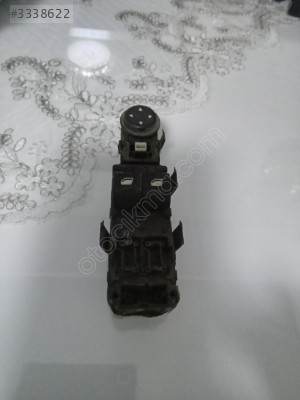 CITROEN C4 Ön Sol Cam Açma Düğmesi 9651464272