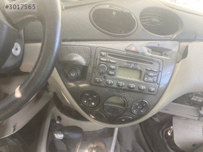 Ford focus 1 ghia göğüs torpido parçaları