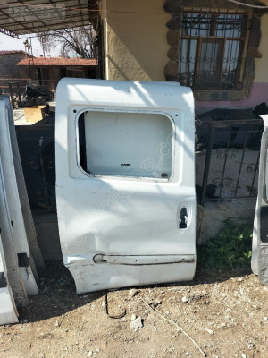 Doblo 3-4 çıkma sağ sürgü kelebek camlı