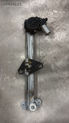 HONDA JAZZ ÇIKMA ORJİNAL SOL ARKA KAPI CAM KRİKOSU BD1