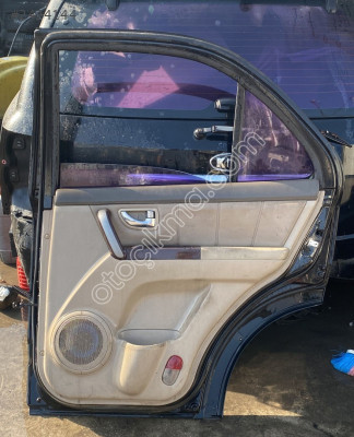 kia sorento 2007 sağ arka kapı döşemesi (son fiyat)