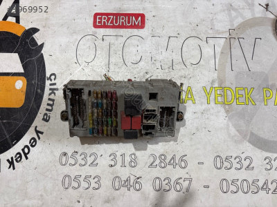 51735172 NPL-46520600 CPL FİAT Orijinal Çıkma Sigorta Kutusu
