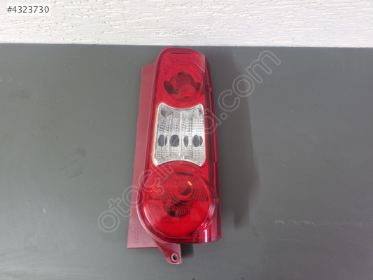 CİTROEN BERLİNGO SAĞ ARKA STOP LAMBASI ÇİFT KAPI SIFIR 2015-2018