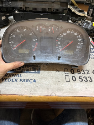 ÇIKMA VW GOLF 4 BORA 1J0920 826A 1J0920826A KİLOMETRE SAATİ