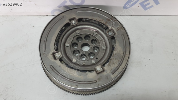 bmw 1.16d f40 2023 çıkma orjinal volant (son fiyat)