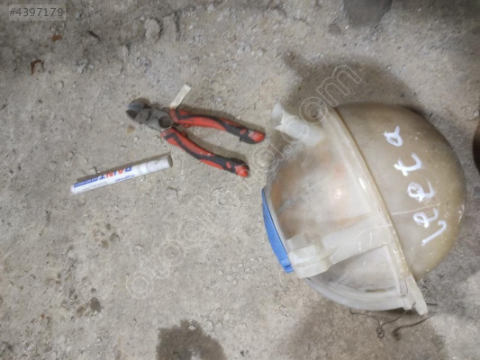 VOLKSWAGEN  JETTA YEDEK SU DEPOSU