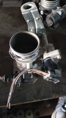 Renault 19 1.6 8V Gaz Kelebeği - Oto Çıkma Parçalar