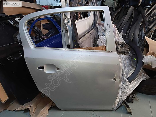 OPEL CORSA D SAĞ ARKA KAPI ÇIKMA ORJİNAL YEDEK PARÇA