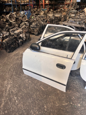 Hyundai Accent Sol Ön Kapı Orjinal Çıkma OTO İRFAN