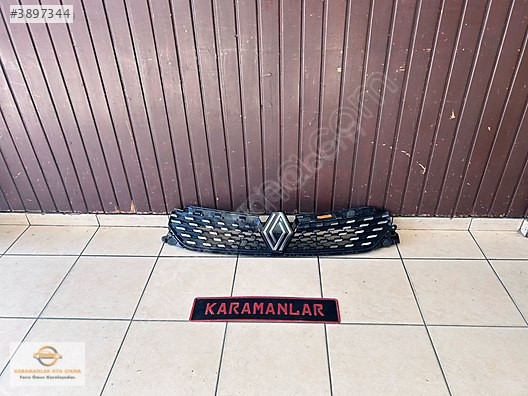 RENAULT CLİO 5.5 ÖN PANJUR MAKYAJLI ORJİNAL