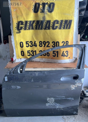 W176 A Serisi Mercedes Sol Ön Kapı Çıkma Parçası