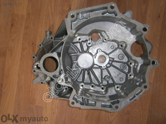volkswagen jetta şanzıman muhafazası ön kapak 0AF301107C
