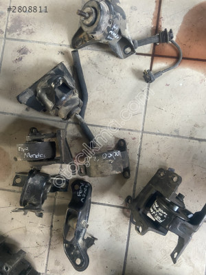 Ford mondeo 96-04 motor kulakları