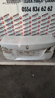Renault Latitude arka bagaj kapağı model 2010-2015