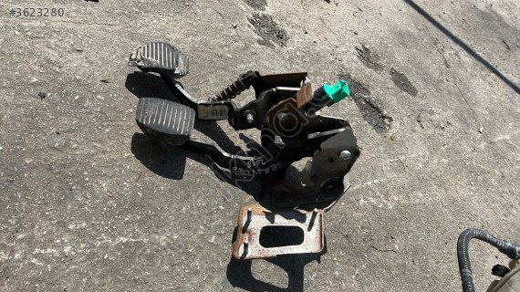 2014 berlingo pedal takımı