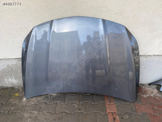 MERCEDES CLA W117 ÖN KAPUT HATASIZ ORJİNAL ÇIKMA
