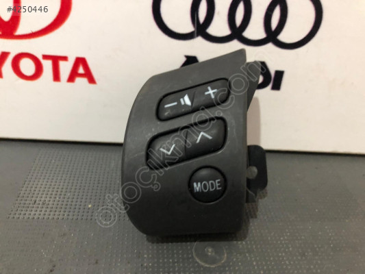 TOYOTA RAV4 DİREKSİYON DÜĞMESİ ORJİNAL