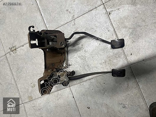 Kia sephia fren ve debriyaj pedalı sökme