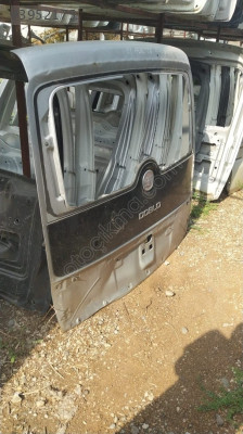 Fiat Doblo 2015 model arka bagaj kapağı