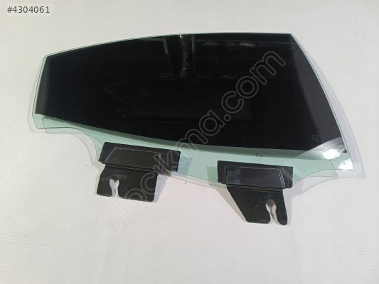 MASERATİ GHİBLİ SAĞ ARKA KAPI CAMI HATASIZ 2013/2020