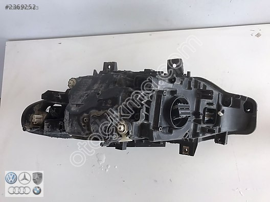 BMW 3 SERİ F30 LCİ 2015-2019 SAĞ FAR ORJİNAL ÇIKMA