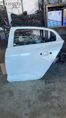 Megane 4 sol arka kapı