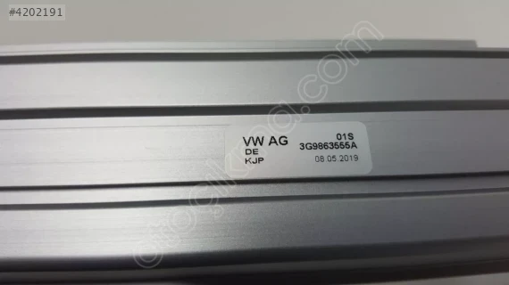 3G9863555A ORJİNAL BAGAJ RAYI PASSAT B8