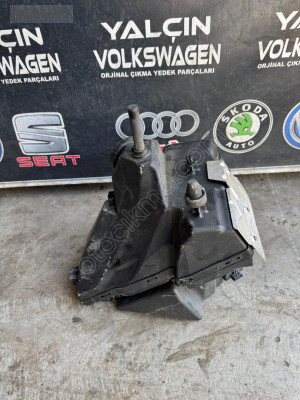 8K0133837BF AUDİ Q5 HAVA FİLTRE KUTUSU