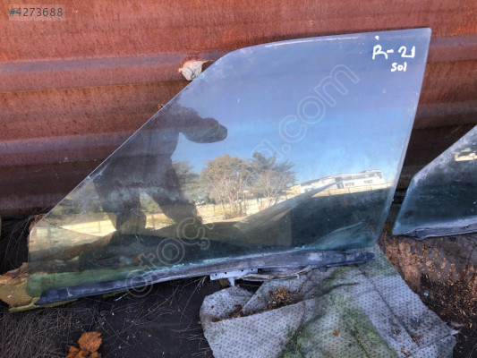 Renault 21 Sol Ön Kapı Camı