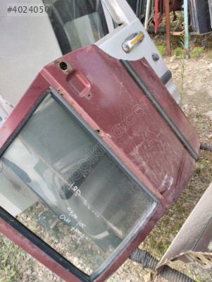 Fiat Uno sol arka kapı