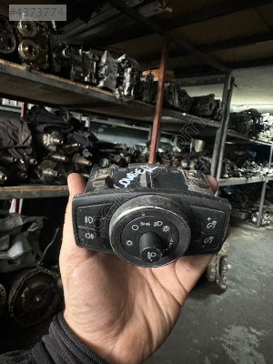 COURİER FAR ANAHTARI ORJİNAL ÇIKMA PARÇA