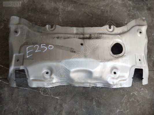 MERCEDES E250 RADYATÖR DESTEK SACI
