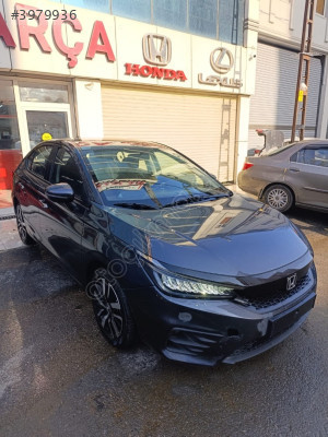 HONDA CİTY SAĞ FAR ORJİNAL SÖKME YEDEK PARÇA HATASIZ 20-