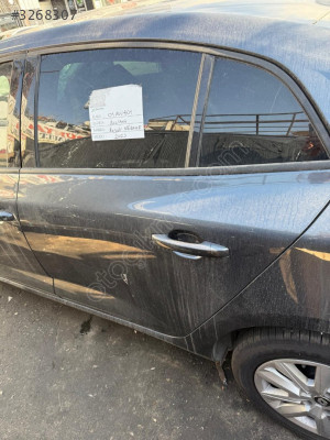Renault Megane-4 çıkma orijinal sol arka kapı