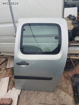 RENAULT KANGO SOL SÜRGÜLÜ KAPI ÇIKMA