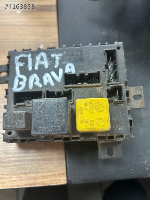 Fiat Brava sigorta kutusu