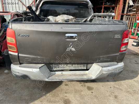 Mitsubishi L200 arka stop